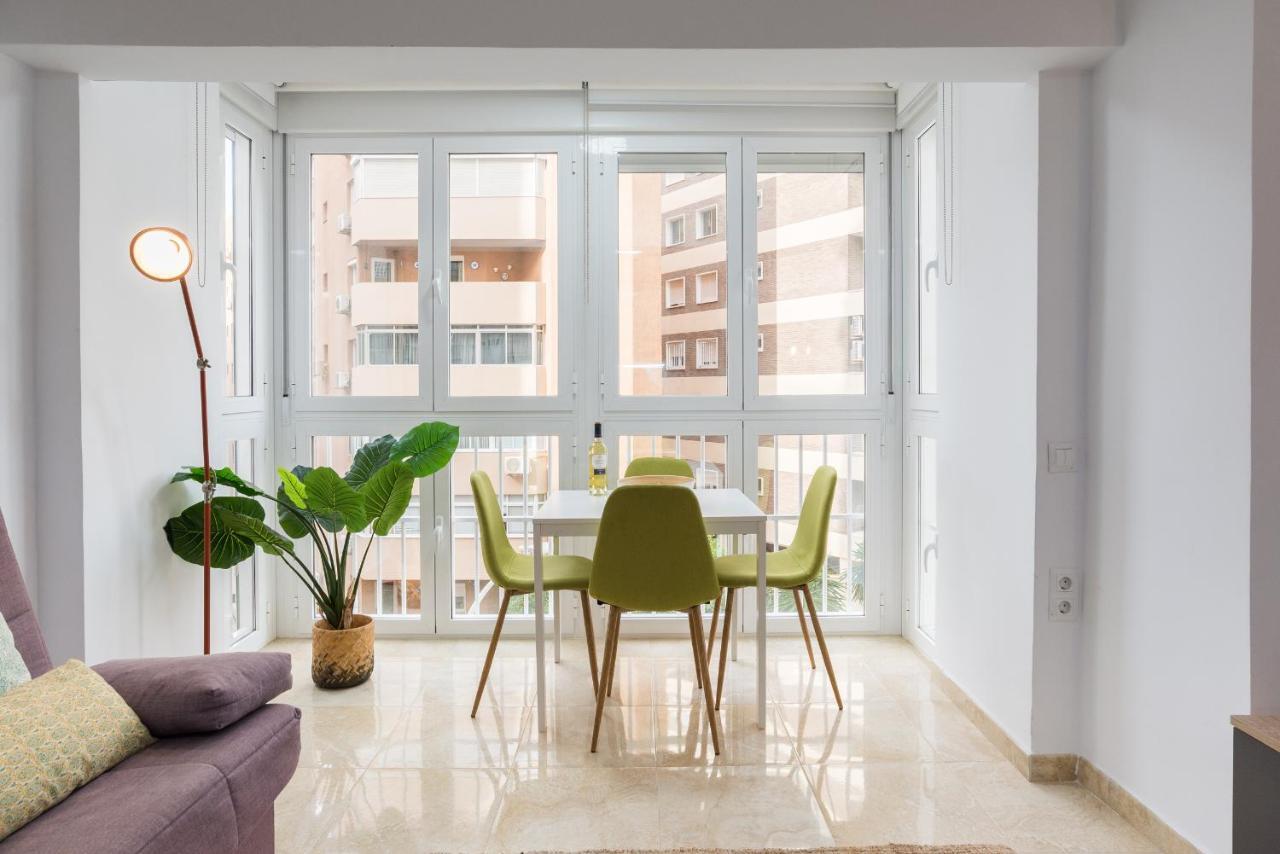 Mp5-Just Renovated Apartment Right On The Beach Málaga Buitenkant foto